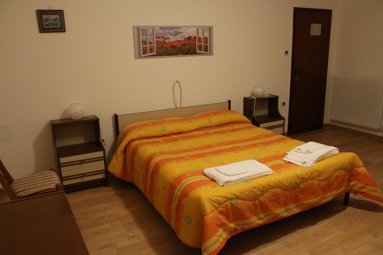 Albergo Alla Pineta Villa Santina Εξωτερικό φωτογραφία